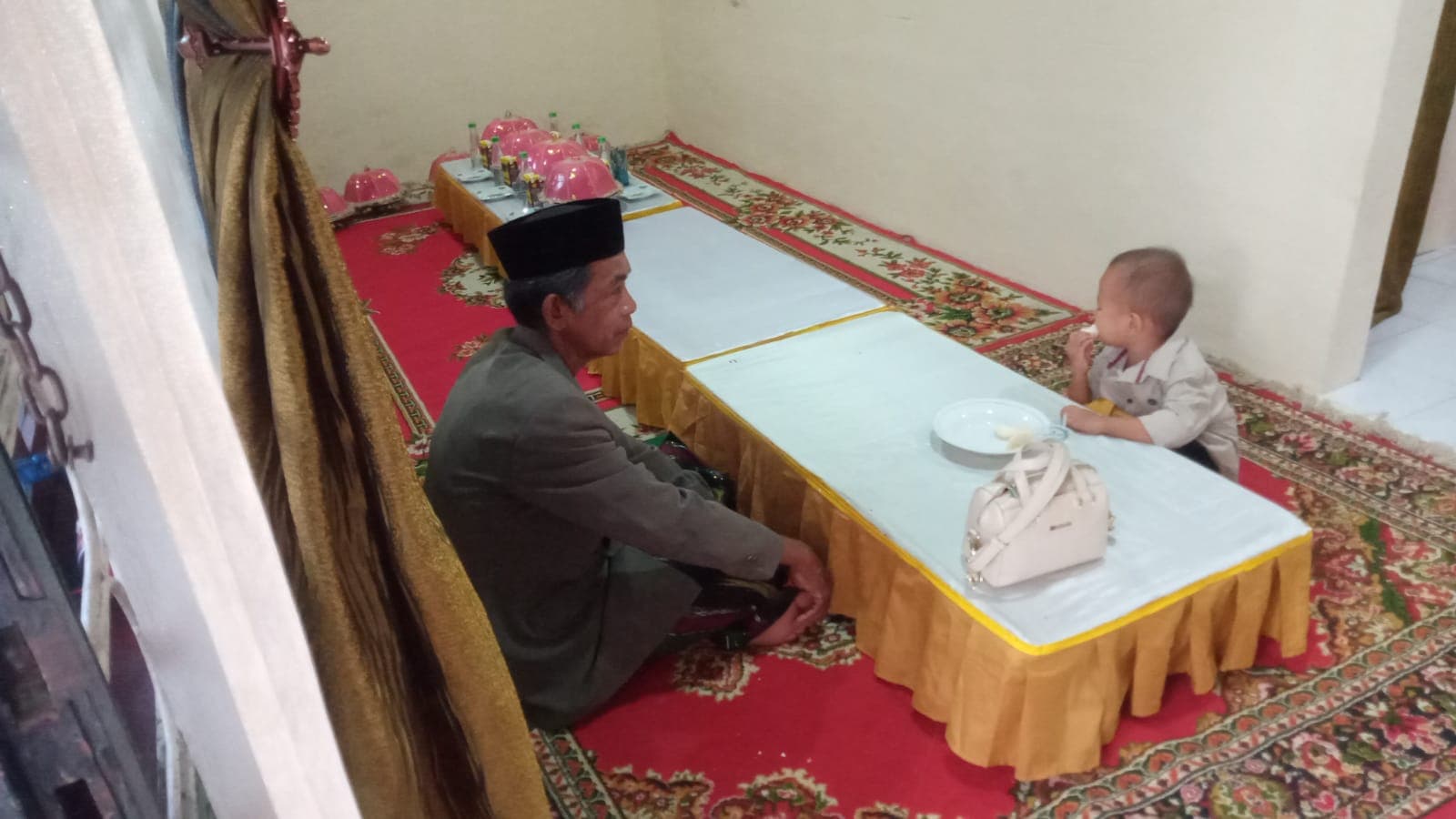 Sewa Meja Bosara Sila Skirting Makassar