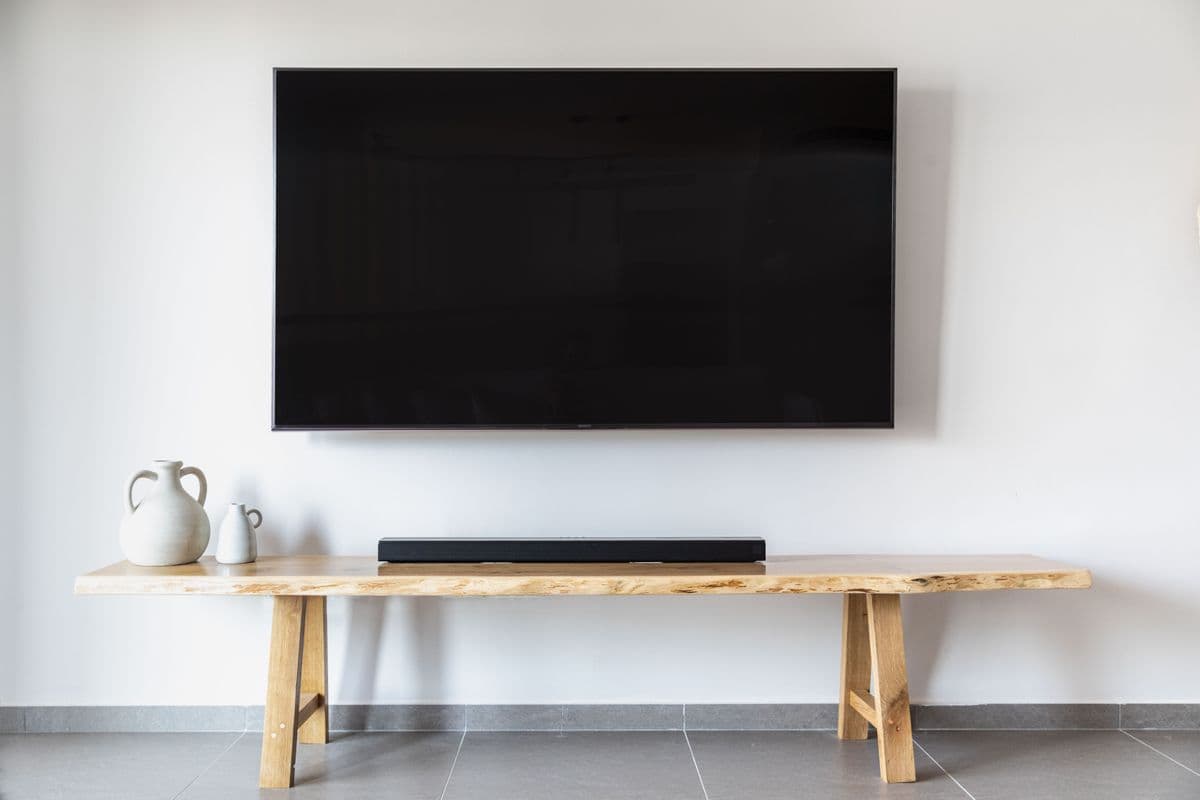 Sewa Smart TV LED 43 inch Makassar