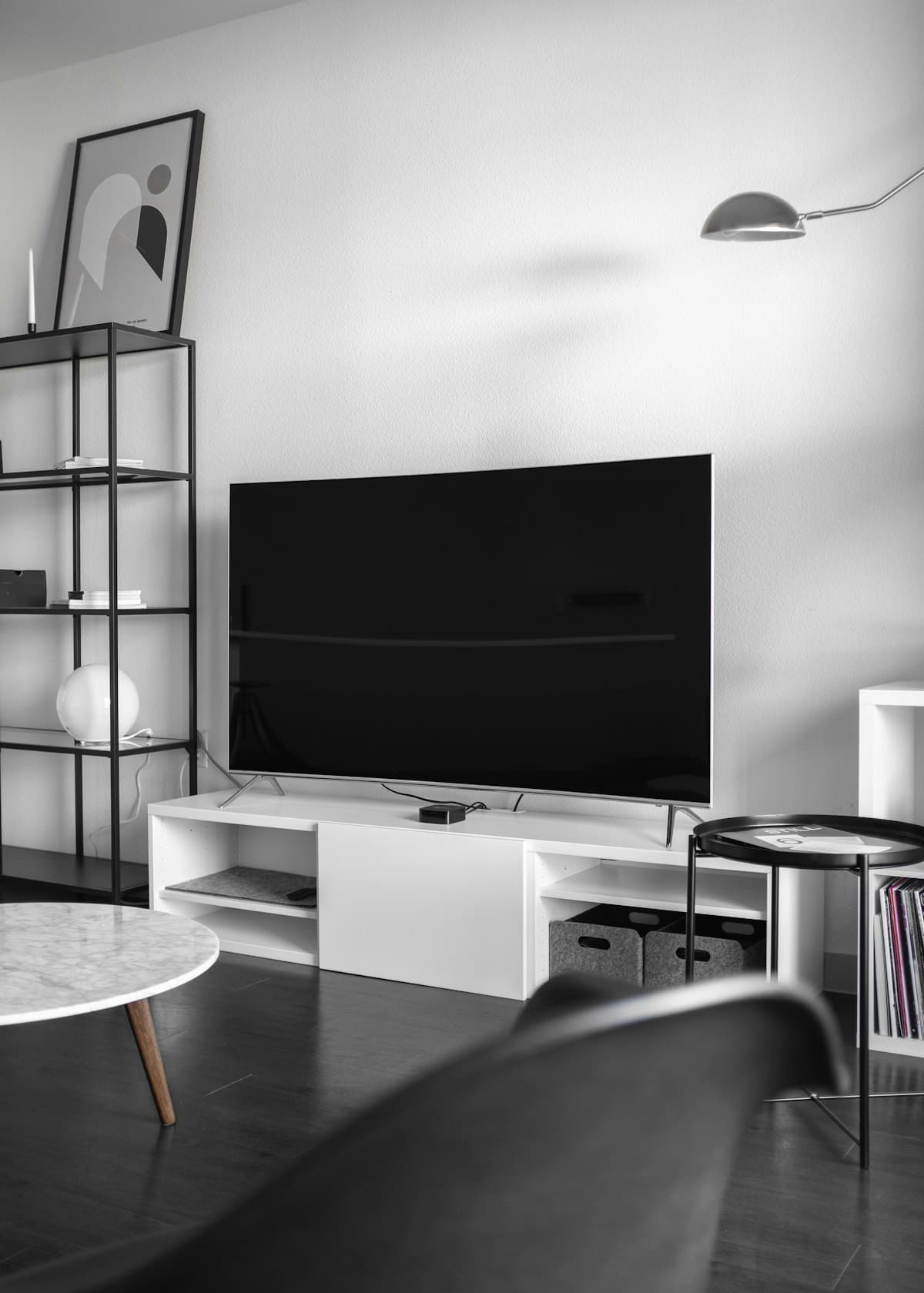 Sewa Smart TV LED 55 inch Makassar